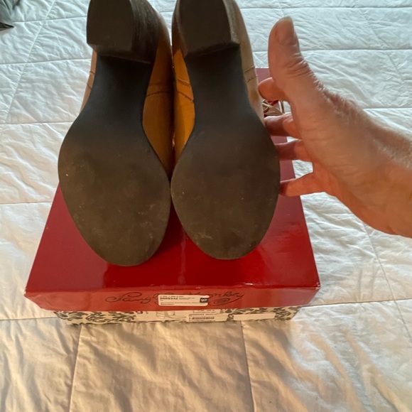 Naughty Monkey Brown Fringe Heeled Boots - Picture 4 of 4